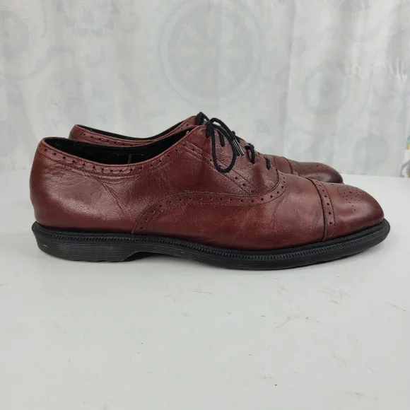 Dr. Martens | Shoes | Dr Martens Morris Maroon Leather Wing  display picture 2